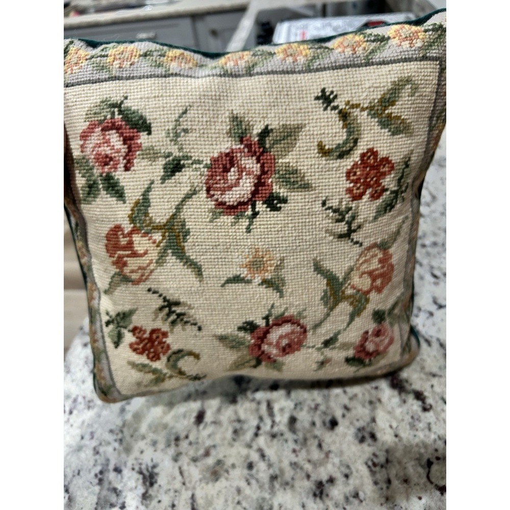 Twos Company Needlepoint Pillow Cushion Floral Flowers Decorative‎ Wool & Velvet